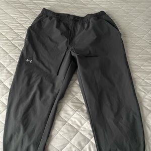 Under Armour woman’s sport pants